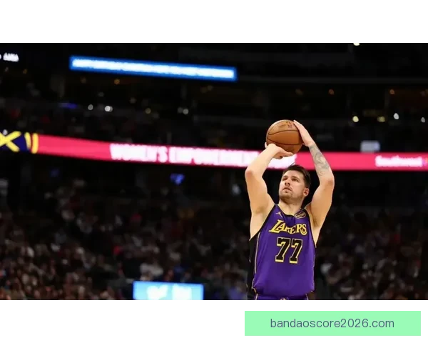 湖人官方力挺东契奇冲击MVP四项核心数据领跑全联盟彰显统治力